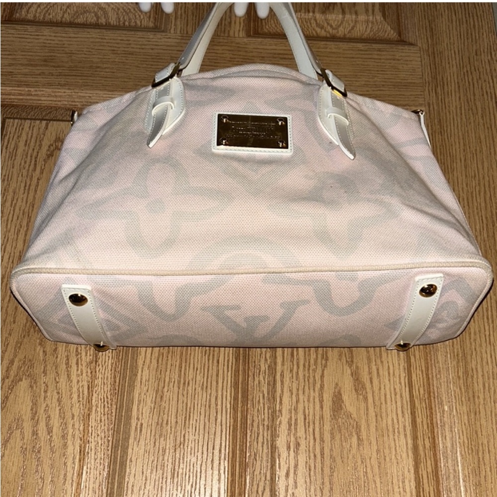 Authentic Louis Vuitton Pink and White Leather tote bag